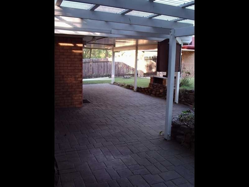 10 Beechwood Drive, Yamanto QLD 4305