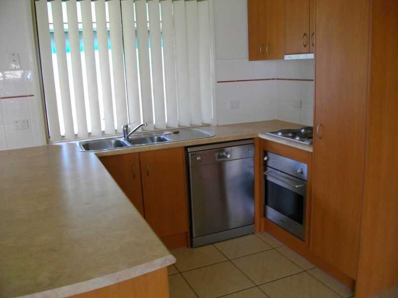 14 Sarah Place, Raceview QLD 4305