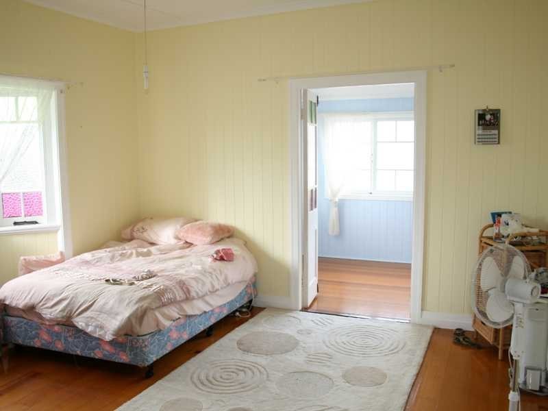 5 Foote Street, Newtown QLD 4305