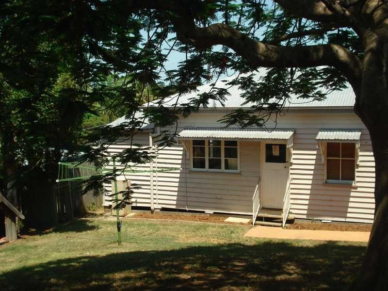 9 Kennedy Street, Ipswich QLD 4305