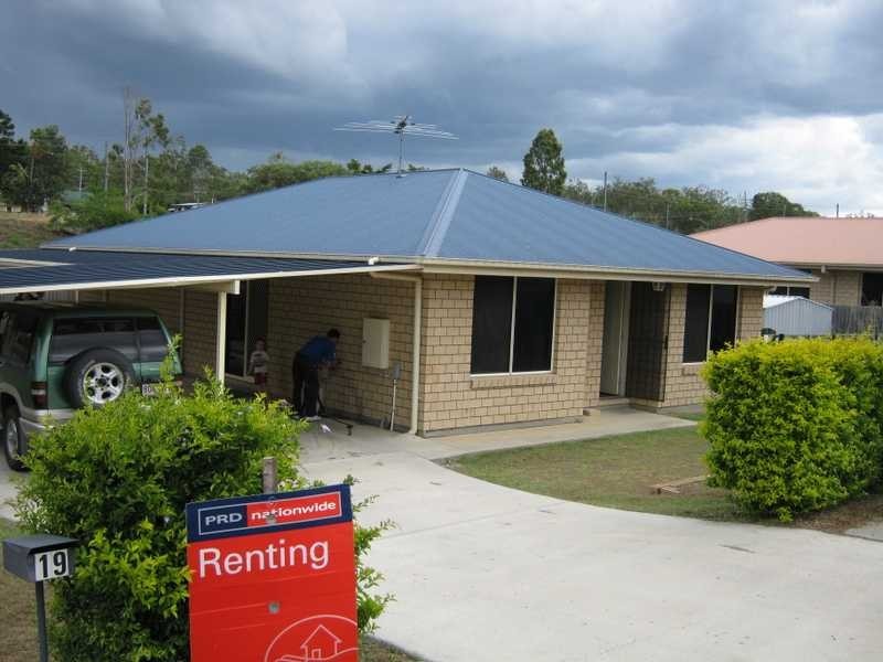 19 Des Arts Place, Wulkuraka QLD 4305