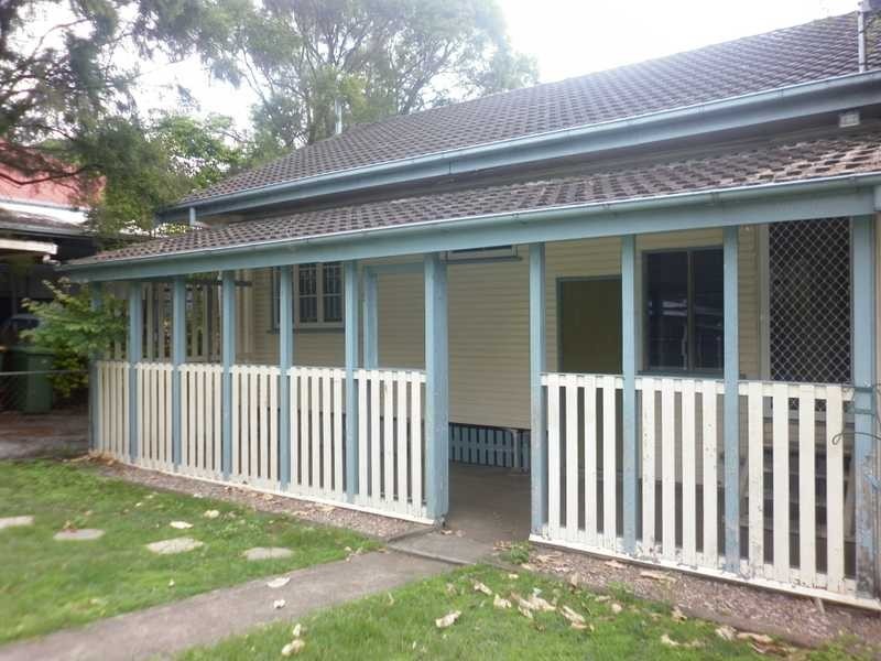 13 Saxelby Street, East Ipswich QLD 4305