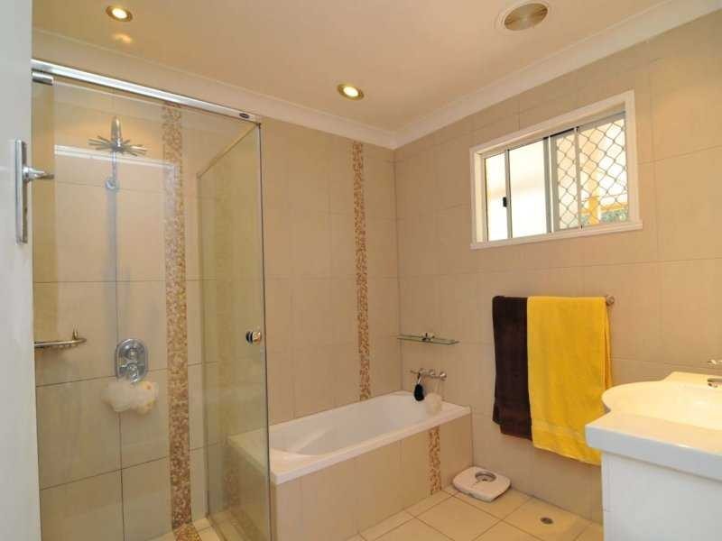 20 Turner Street, Eastern Heights QLD 4305