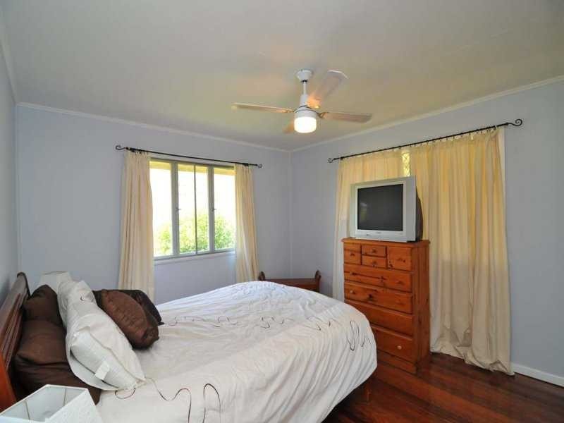 20 Turner Street, Eastern Heights QLD 4305