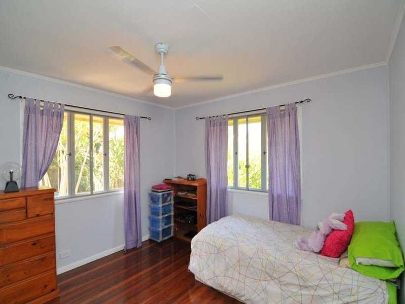 20 Turner Street, Eastern Heights QLD 4305