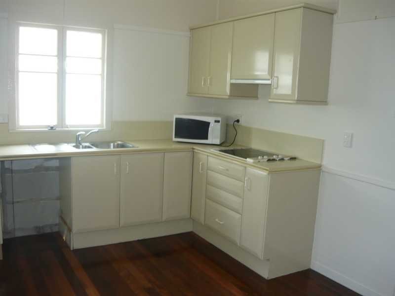 70 Brisbane Road, Ebbw Vale QLD 4304