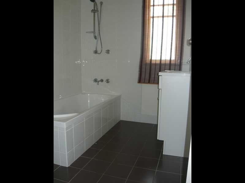 70 Brisbane Road, Ebbw Vale QLD 4304