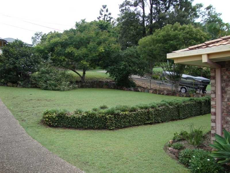 54 Hawthorne Street, Sadliers Crossing QLD 4305