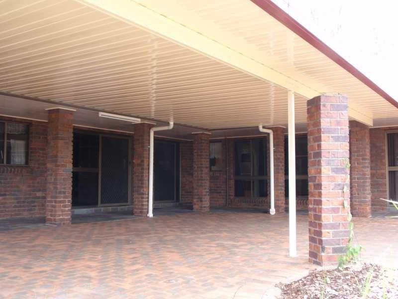 49 Windle Road, Brassall QLD 4305