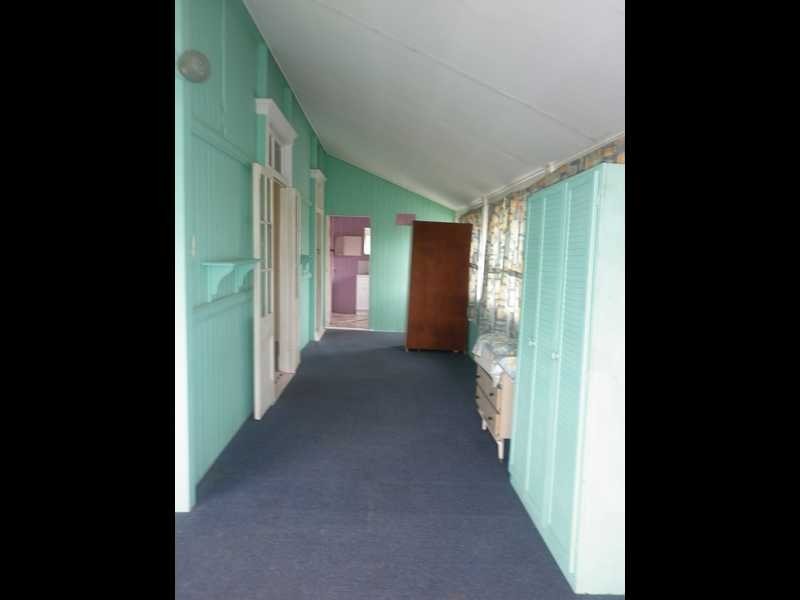 16 Fox Street, Newtown QLD 4305