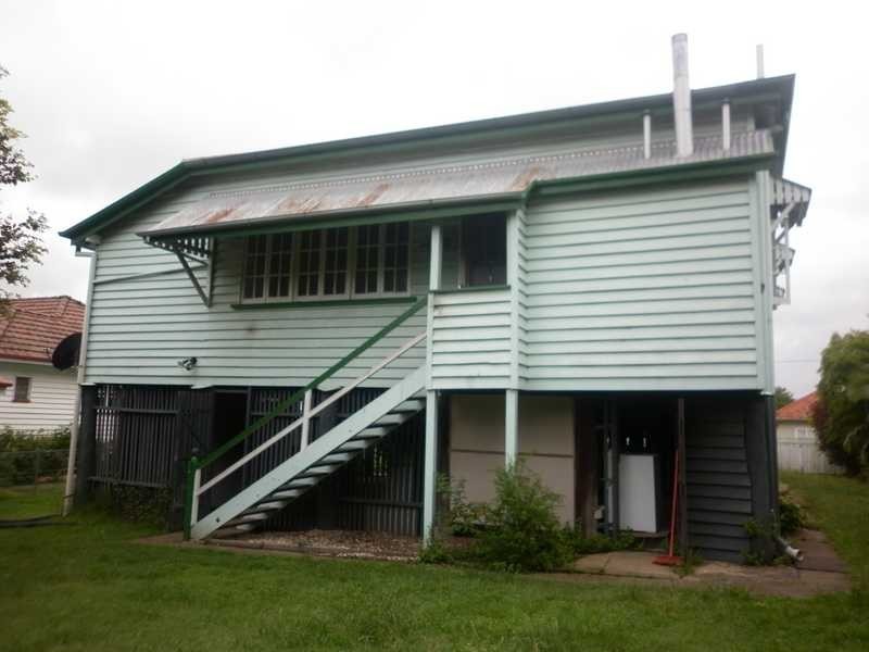 16 Fox Street, Newtown QLD 4305