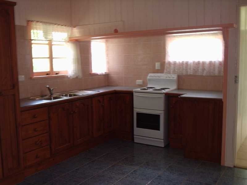 36 Pine Mountain Road, North Ipswich QLD 4305