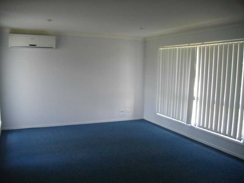 34 Pencarrow Crescent, Raceview QLD 4305