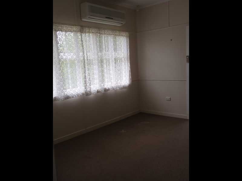 38a Clifton Street, Booval QLD 4304
