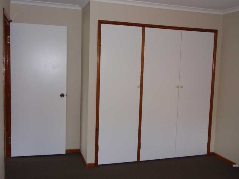 48 Burgoyne Street, Bundamba QLD 4304
