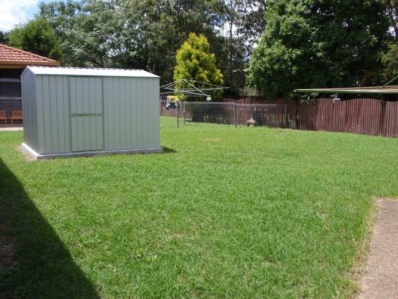 48 Burgoyne Street, Bundamba QLD 4304