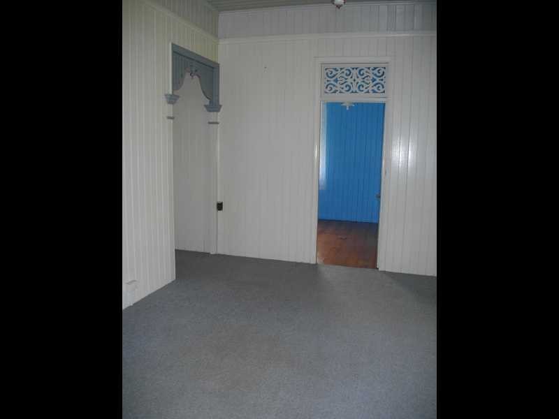 5 Merton Street, East Ipswich QLD 4305