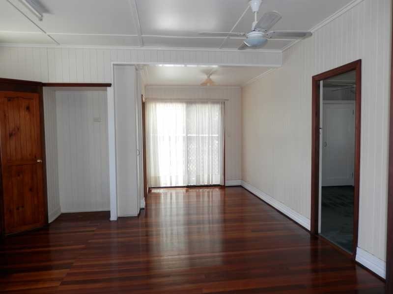 14 Cramb Street, Eastern Heights QLD 4305