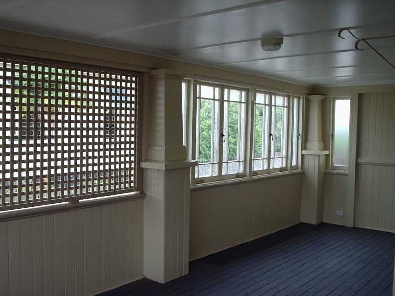 10 Cothill Road, Booval QLD 4304