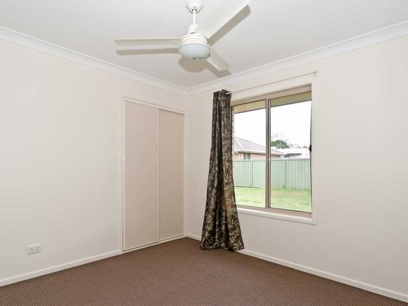 8 Glengary Lane, Raceview QLD 4305