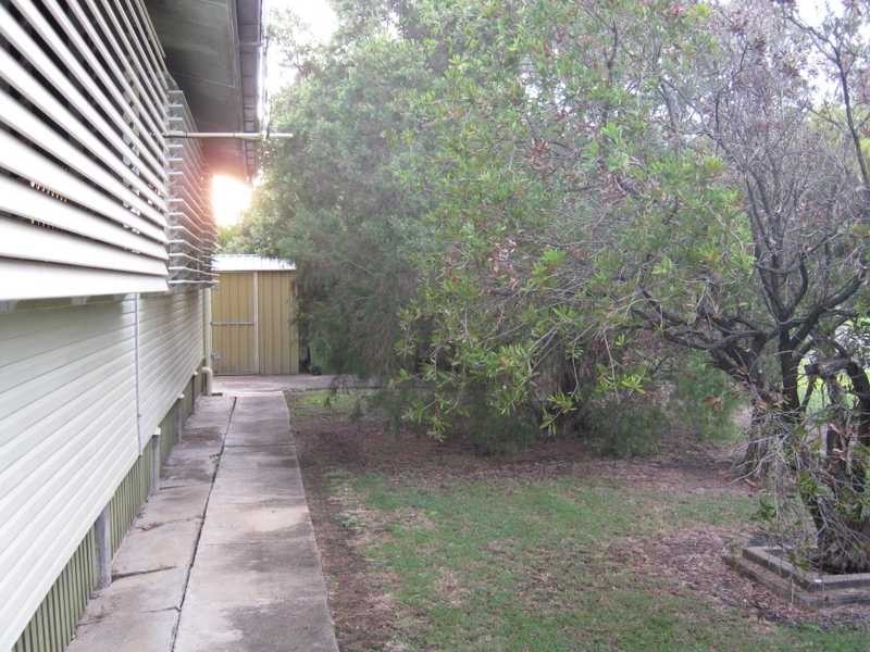 43 Grange Road, Eastern Heights QLD 4305