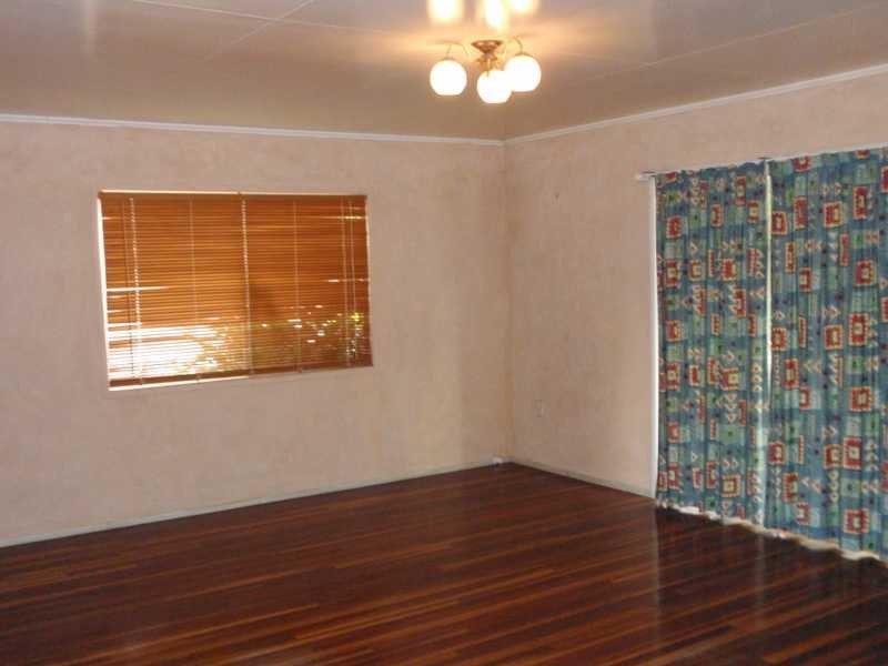 20 Jellicoe Street, Brassall QLD 4305