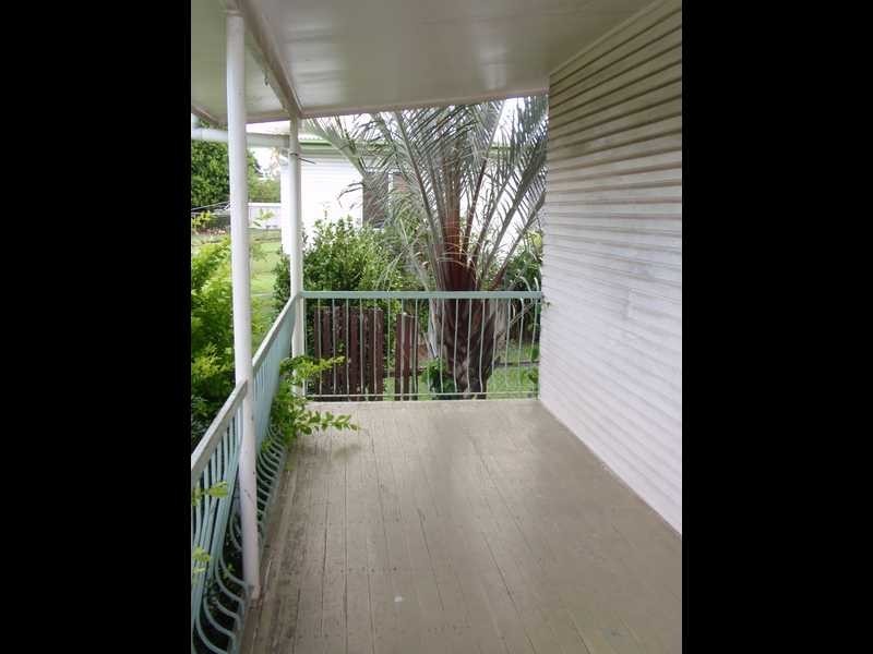 20 Jellicoe Street, Brassall QLD 4305