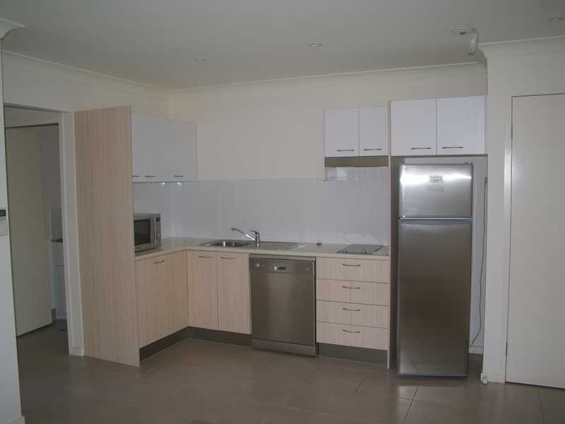 Unit 2/5 Judith Street, Flinders View QLD 4305