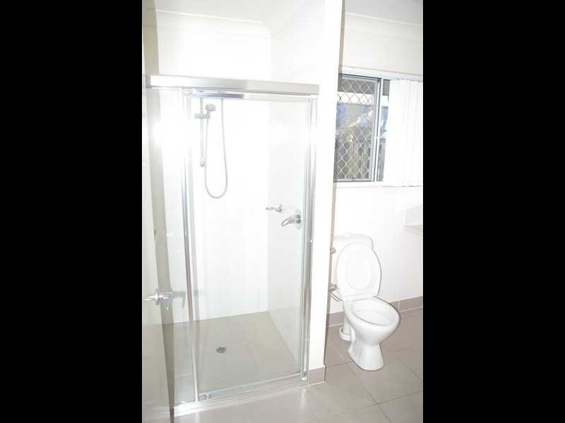 Unit 2/5 Judith Street, Flinders View QLD 4305