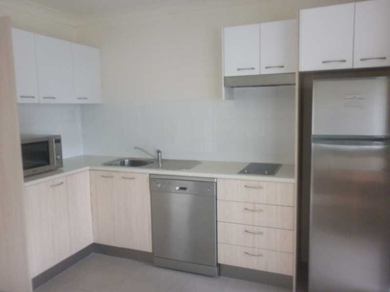 Unit 2/5 Judith Street, Flinders View QLD 4305