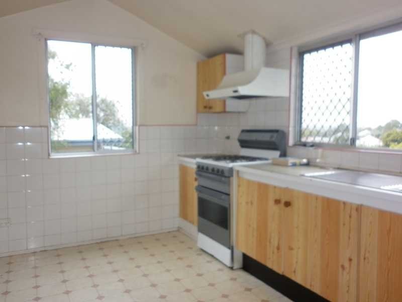 21 Hill Street, North Ipswich QLD 4305