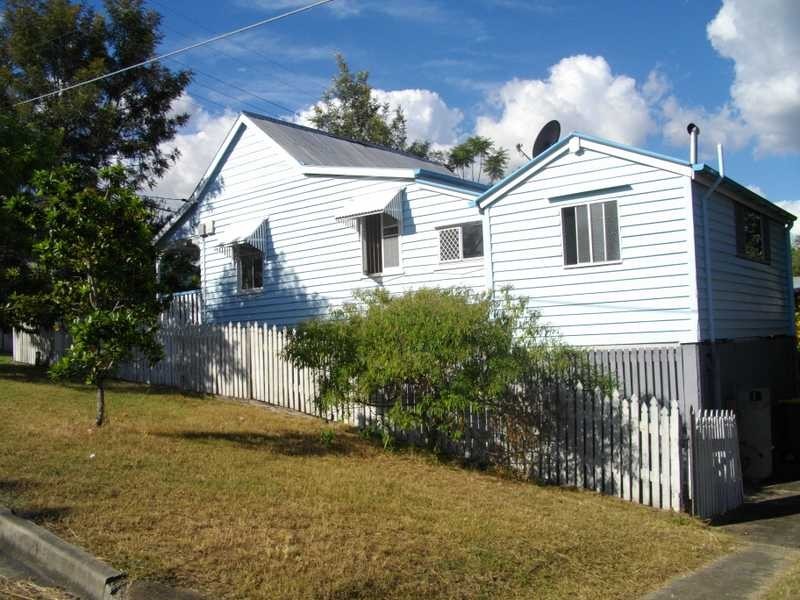 21 Hill Street, North Ipswich QLD 4305