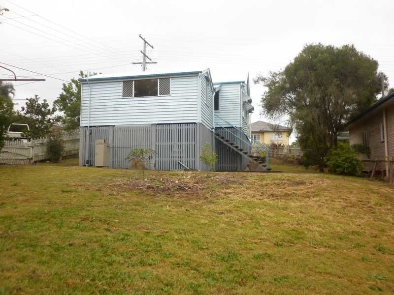 21 Hill Street, North Ipswich QLD 4305