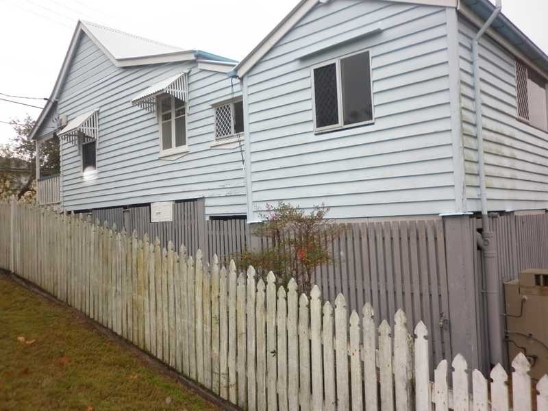 21 Hill Street, North Ipswich QLD 4305