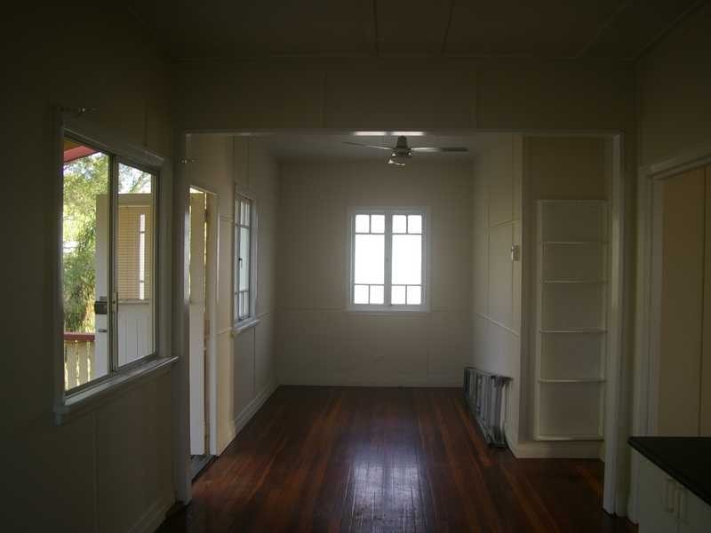 7 Gladstone Road, Sadliers Crossing QLD 4305