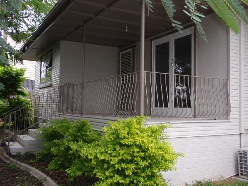 31 Queen Street, Newtown QLD 4305