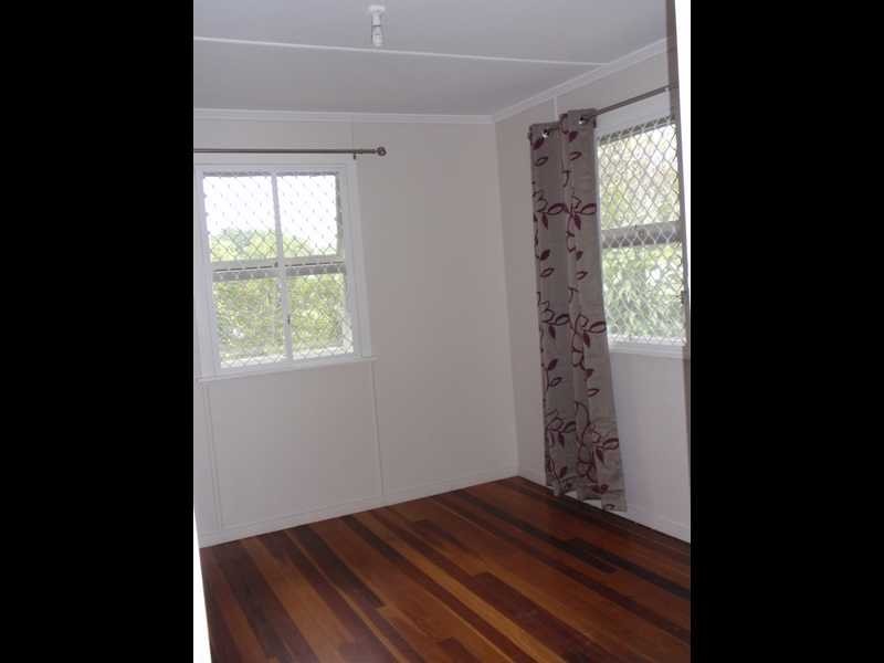 31 Queen Street, Newtown QLD 4305