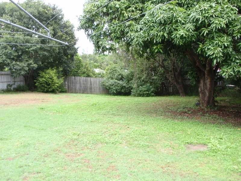 31 Queen Street, Newtown QLD 4305