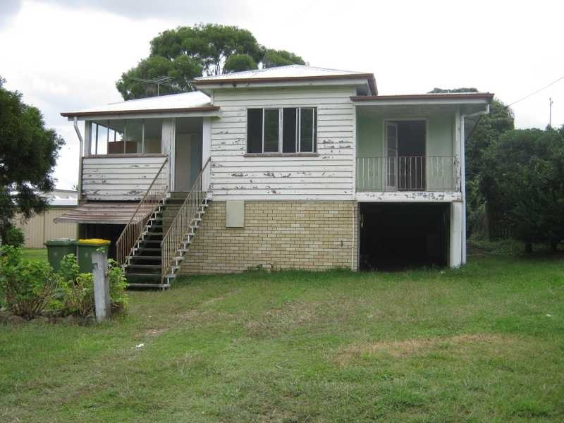 37 Thompson Street, Silkstone QLD 4304