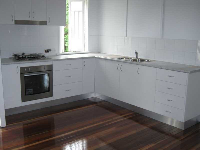 37 Thompson Street, Silkstone QLD 4304