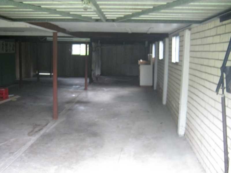 37 Thompson Street, Silkstone QLD 4304