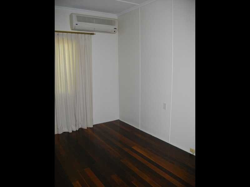 38 Cranes Road, North Ipswich QLD 4305