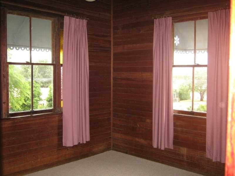 7 Church Street, Silkstone QLD 4304