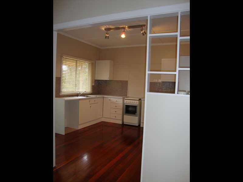 35 Ferret Street, Sadliers Crossing QLD 4305