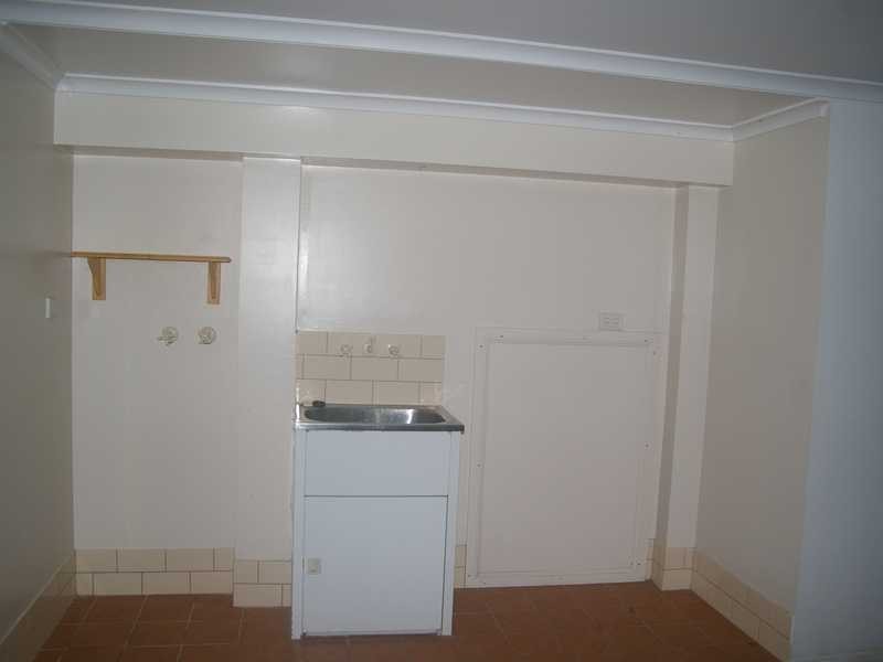 4 Simpson Street, North Ipswich QLD 4305