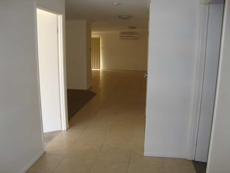 10 Armani Avenue, Wulkuraka QLD 4305