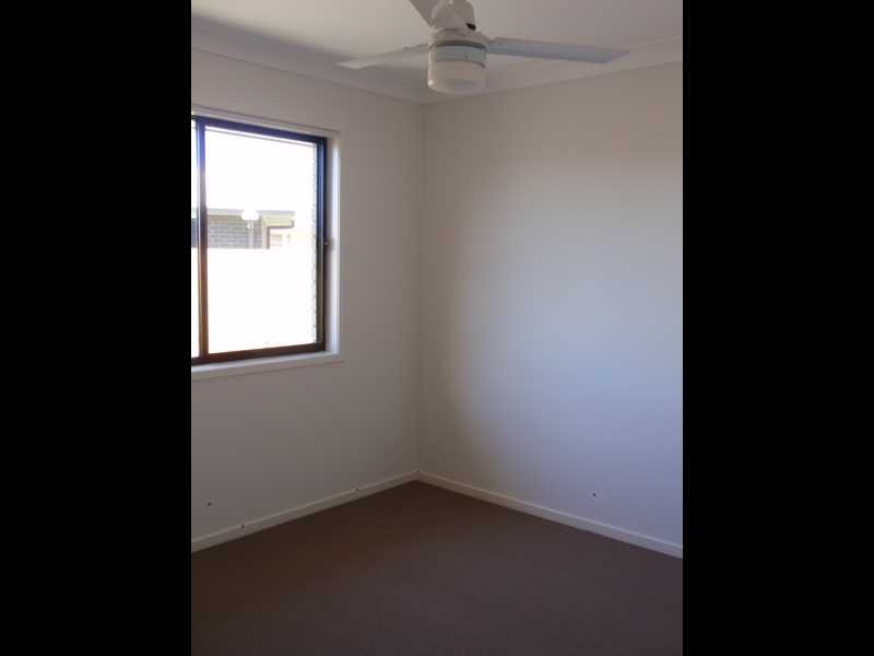 18 Nixon Street, North Booval QLD 4304