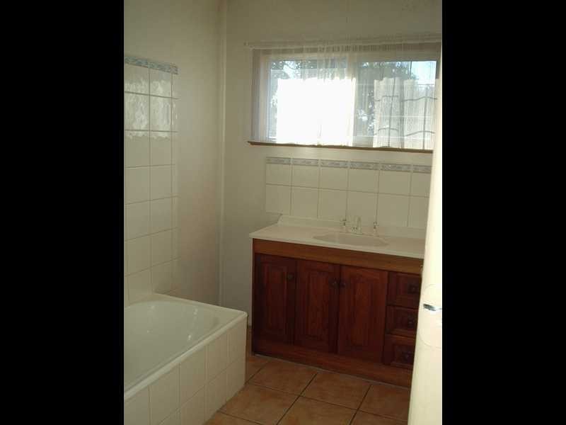 249 South Station Road, Raceview QLD 4305