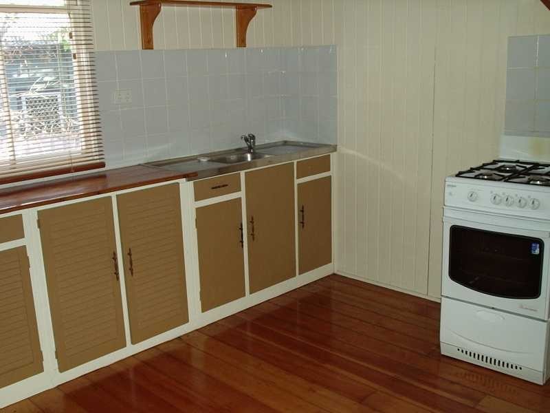 249 South Station Road, Raceview QLD 4305