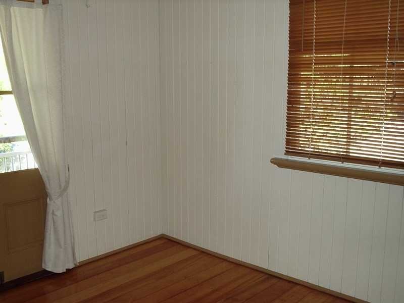 249 South Station Road, Raceview QLD 4305